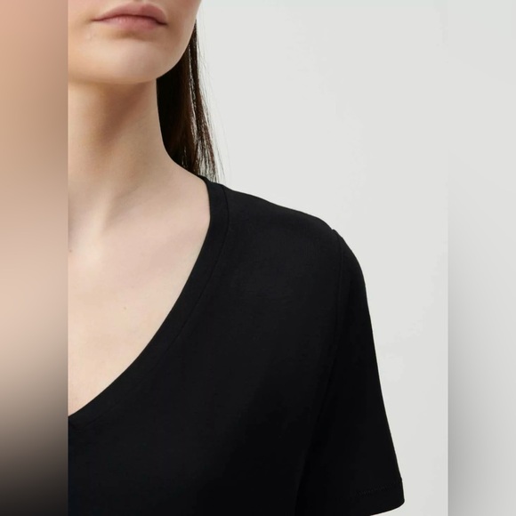 Mustt Have Audrey V-Neck T-Shirt. - Picture 5 of 5